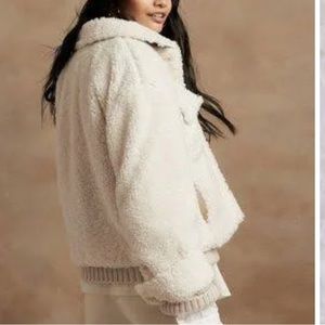 NWOT Banana Republic Cropped Sherpa Trucker Jacket